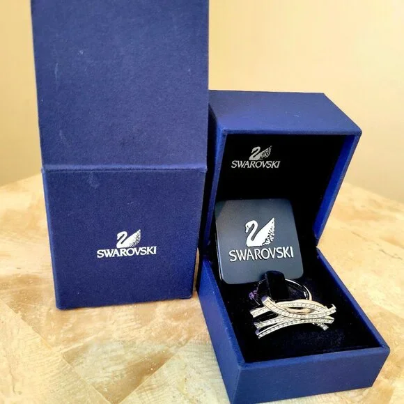 Swarovski Ultra-Modern Statement Ring – New with Tags - Picture 1 of 4